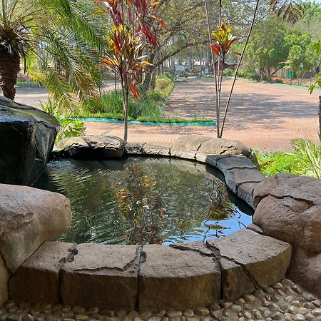 Thyme Inn On Greenway وايت ريفر المظهر الخارجي الصورة